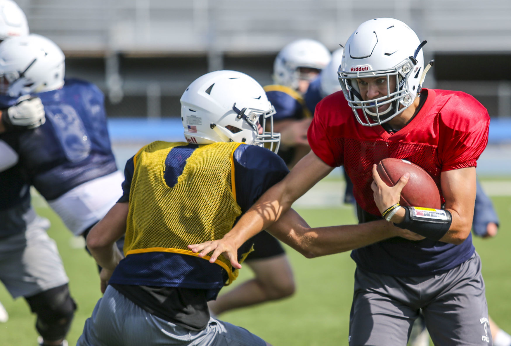 081519-qct-spt-pv-football-010